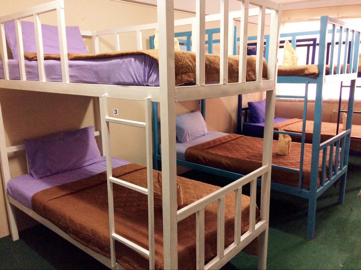 צ'יאנג מאי Changphuakgate Guesthouse מראה חיצוני תמונה