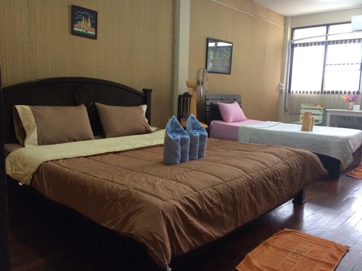 צ'יאנג מאי Changphuakgate Guesthouse מראה חיצוני תמונה